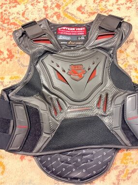 ICON Stryker Vest - Black with Red Label
